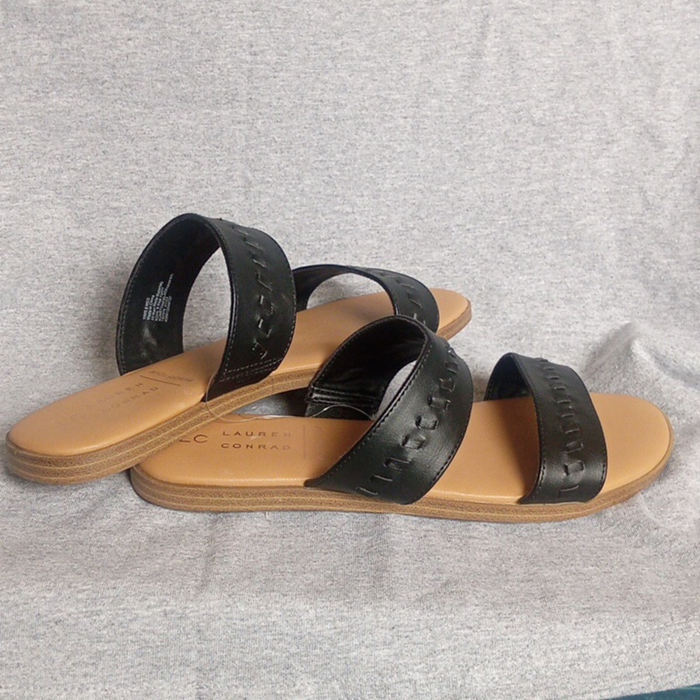 NWOT LC Lauren Conrad Women's Sunstone Slip On Comfort, Sandals Black size 8 - Picture 2 of 9